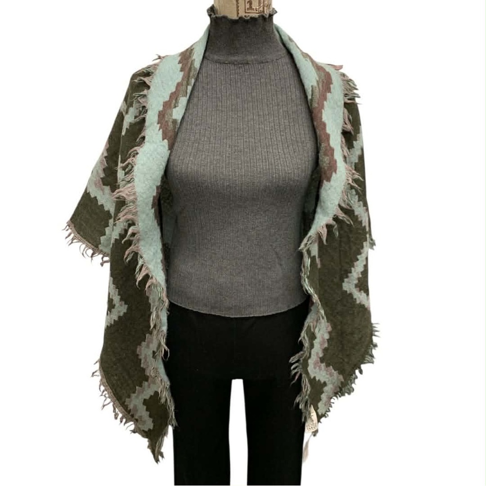 Stylish Green and Brown Scarf Size O/S